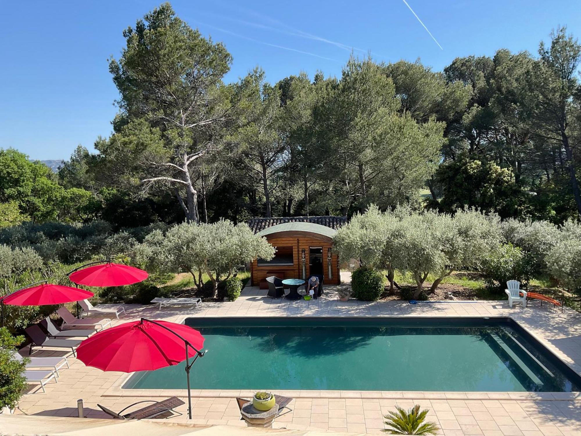 Appel Du Luberon Villa Mérindol Екстериор снимка